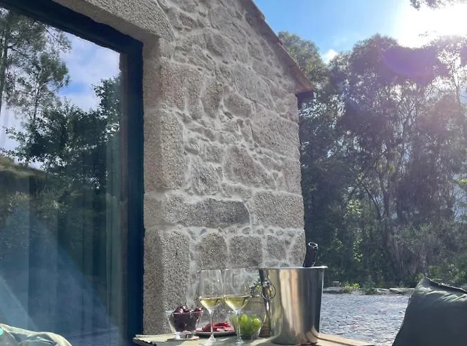 Вилла Casa De Morao Виана-ду-Каштелу